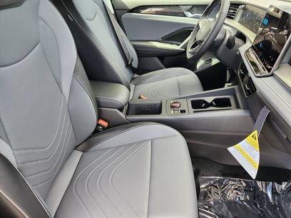 New 2026 Volkswagen Tiguan SE