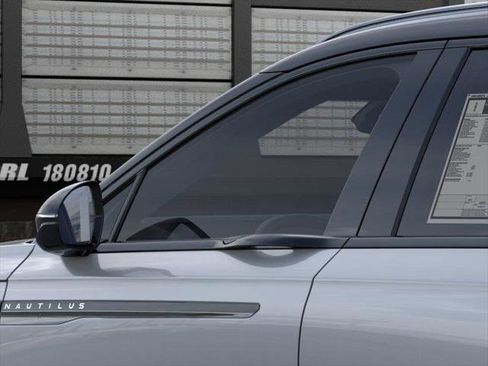 New 2026 Lincoln Nautilus Reserve w/ Jet Appearance Package image 20