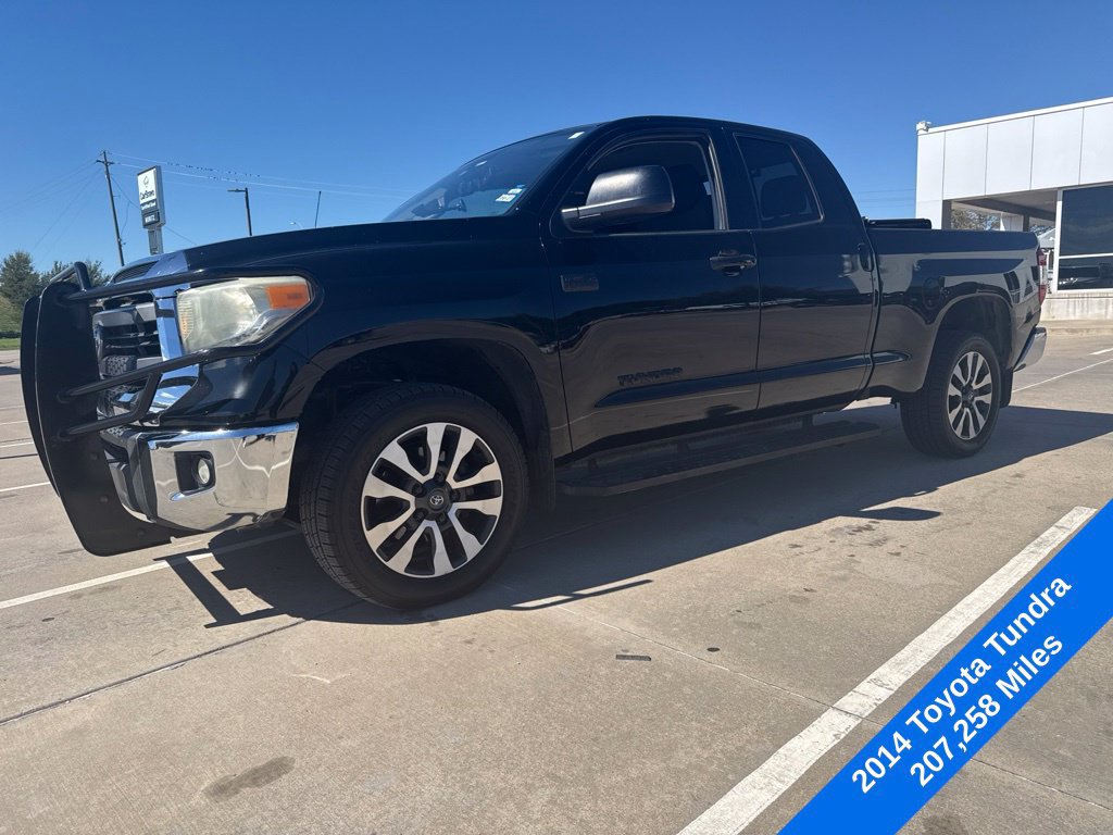 Used 2014 Toyota Tundra SR5 w/ SR5 Upgrade Package AWD/4WD image 1