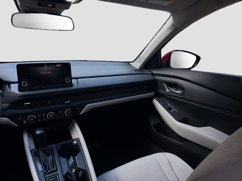 Used 2023 Honda Accord EX image 21