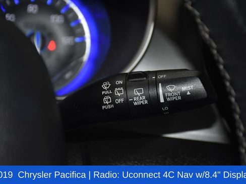 Used 2019 Chrysler Pacifica Touring Plus w/ Advanced Safetytec Group FWD image 12