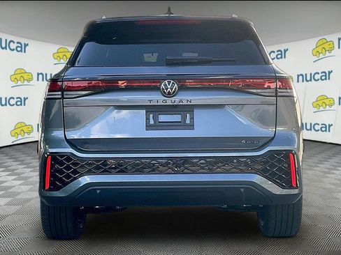 New 2026 Volkswagen Tiguan SE R-Line AWD/4WD image 5