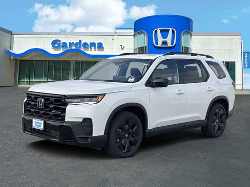 New 2026 Honda Pilot Black Edition image 3