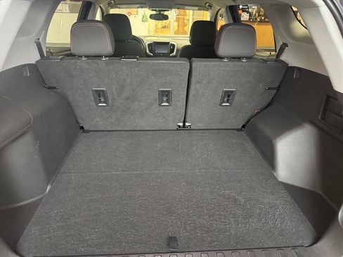 Certified 2021 GMC Terrain SLE w/ Driver Convenience Package image 8