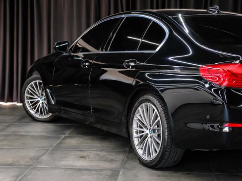 Used 2017 BMW 530i w/ Premium Package RWD image 14