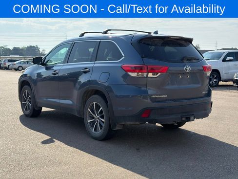 Used 2019 Toyota Highlander XLE AWD/4WD image 7