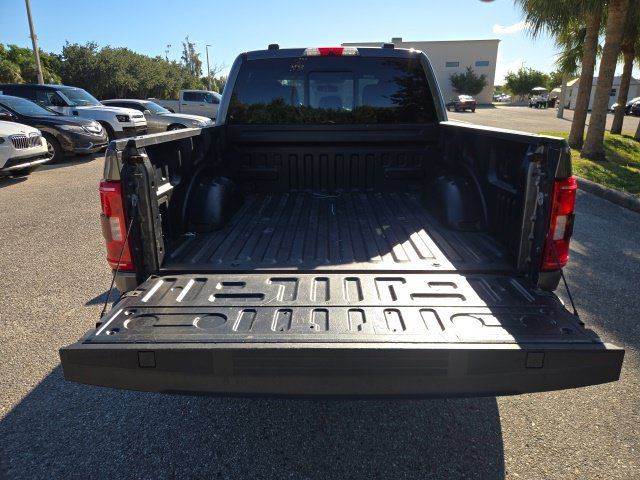 Used 2022 Ford F150 XLT w/ Equipment Group 302A High RWD image 9