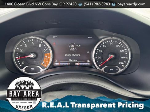 Used 2023 Jeep Renegade Trailhawk AWD/4WD image 19