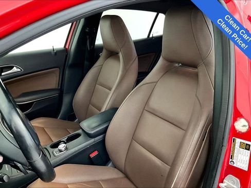 Used 2015 Mercedes-Benz GLA 250 4MATIC image 33