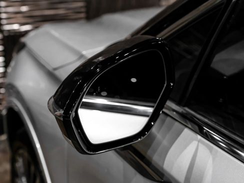 Used 2020 Lincoln Corsair Reserve w/ Equipment Group 201A image 40