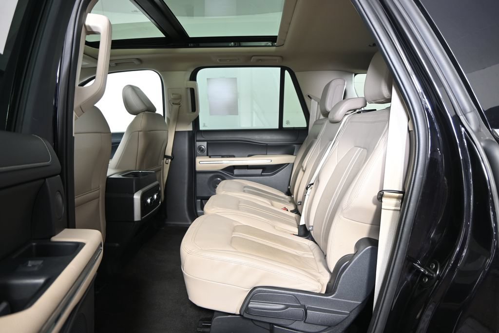 Used 2023 Ford Expedition Max Limited AWD/4WD image 19