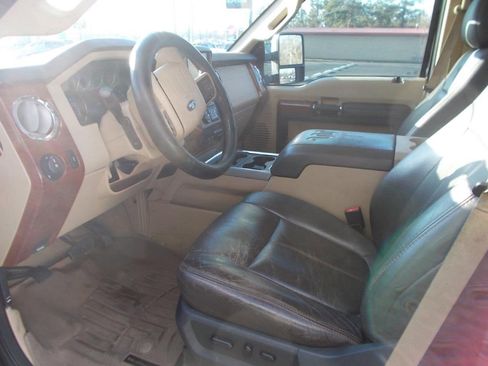 Used 2016 Ford F250 King Ranch w/ King Ranch w/Chrome Package image 14