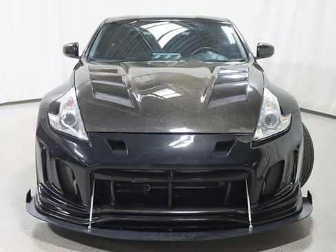 Used 2013 Nissan 370Z NISMO image 9