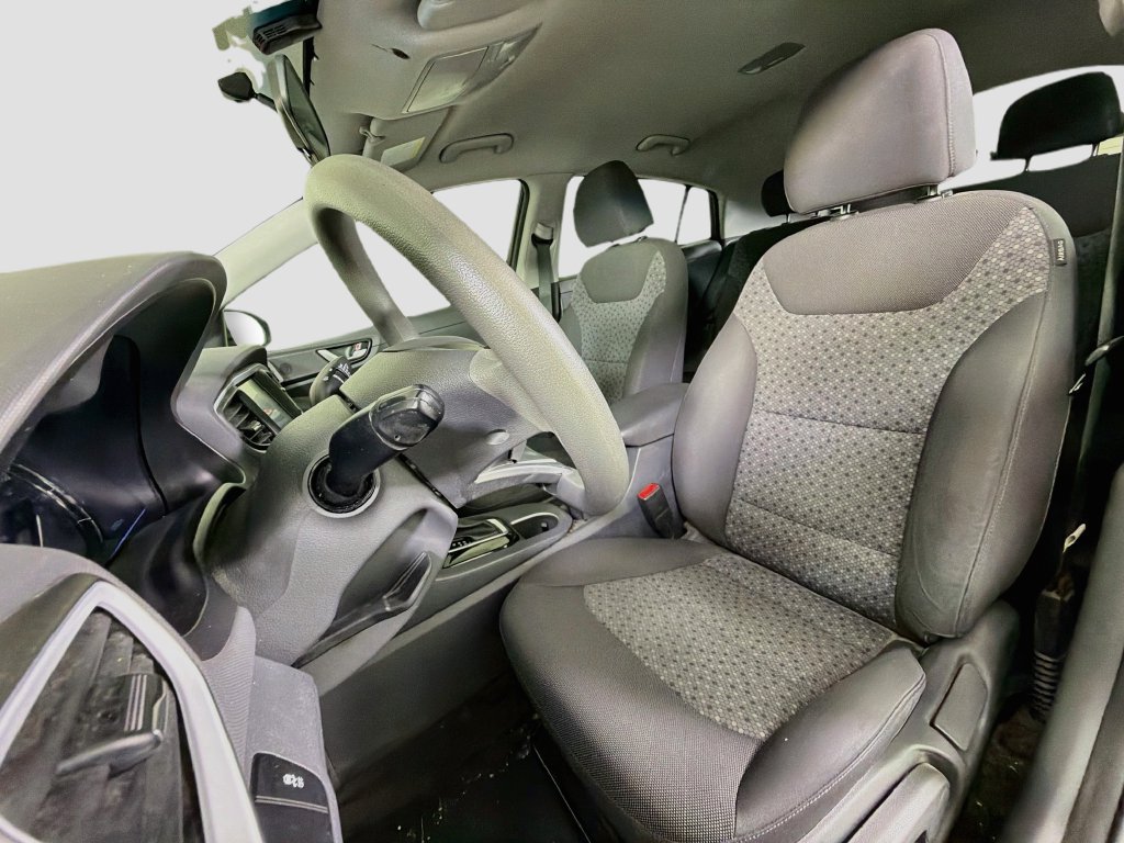 Used 2018 Hyundai Ioniq Blue FWD image 14