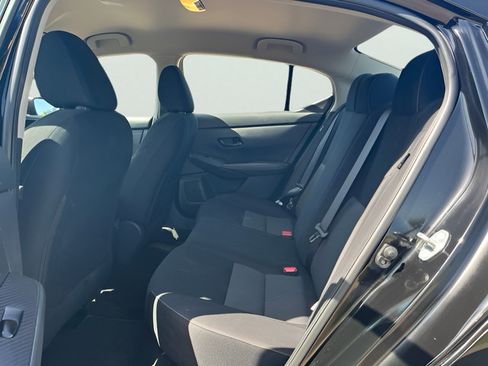Used 2025 Nissan Sentra SV FWD image 30