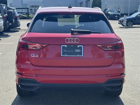 Certified 2022 Audi Q3 2.0T Premium w/ Convenience Package image 7