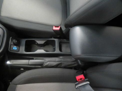 Used 2022 Ford Transit Connect XL FWD image 40