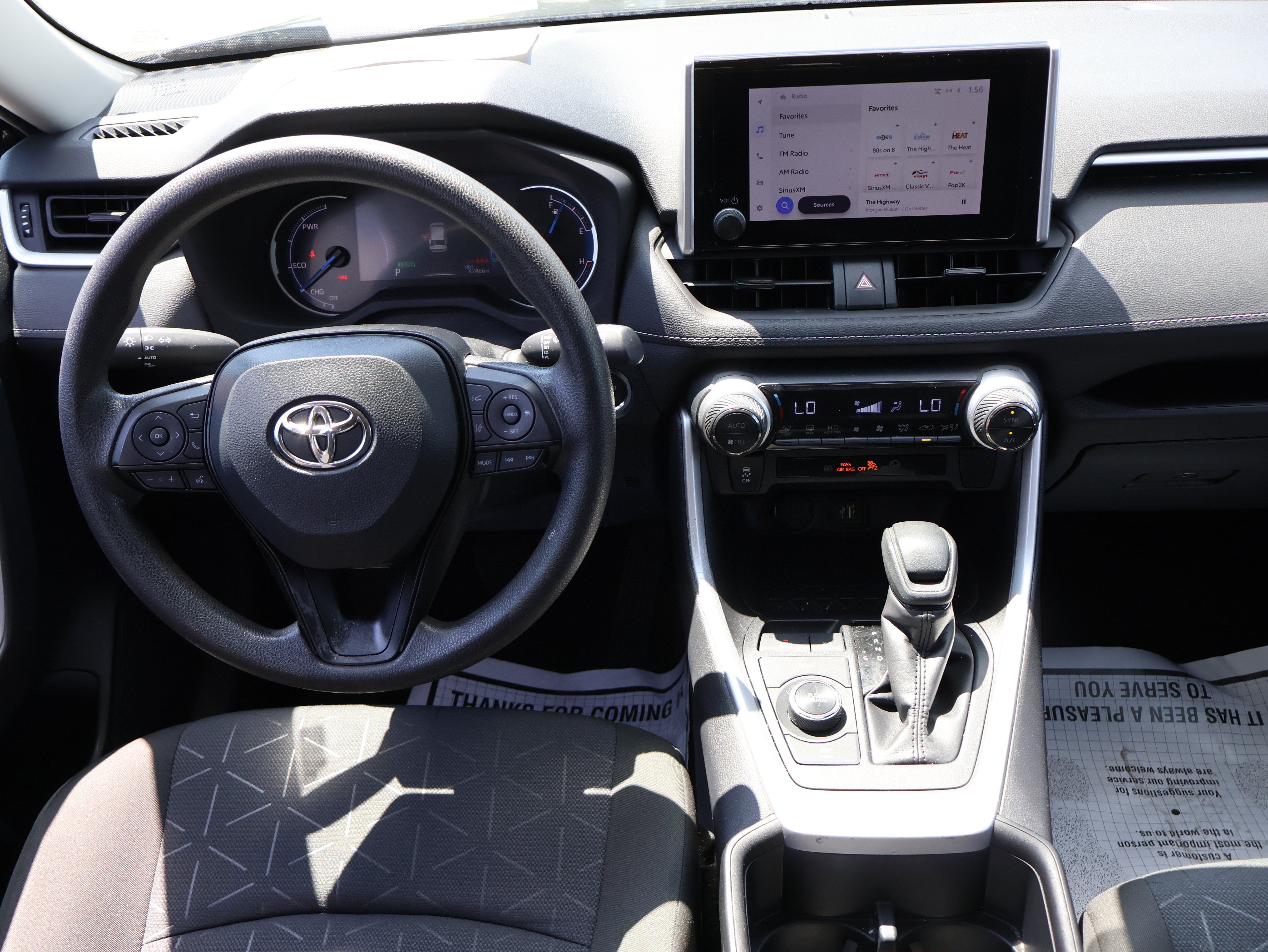 Used 2025 Toyota RAV4 XLE AWD/4WD image 18