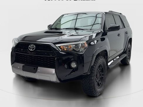 Used 2019 Toyota 4Runner TRD Off-Road AWD/4WD image 4