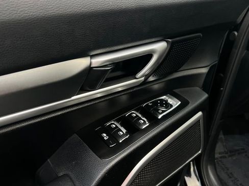 Used 2020 Kia Telluride S w/ S 8 Passenger Seating Package image 11