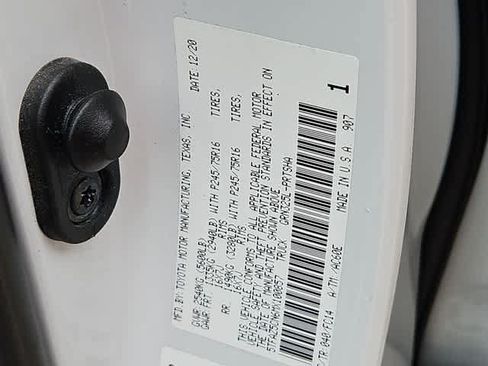 Used 2021 Toyota Tacoma SR5 RWD image 29