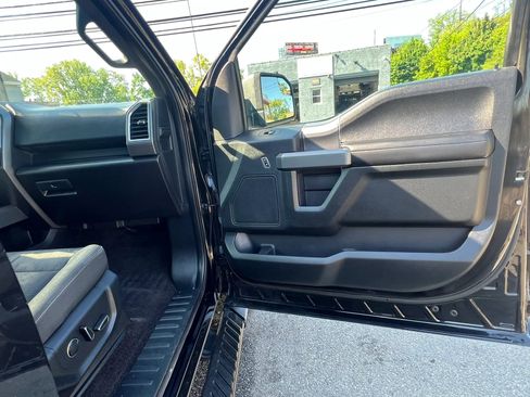 Used 2016 Ford F150 XLT w/ Equipment Group 302A Luxury AWD/4WD image 30