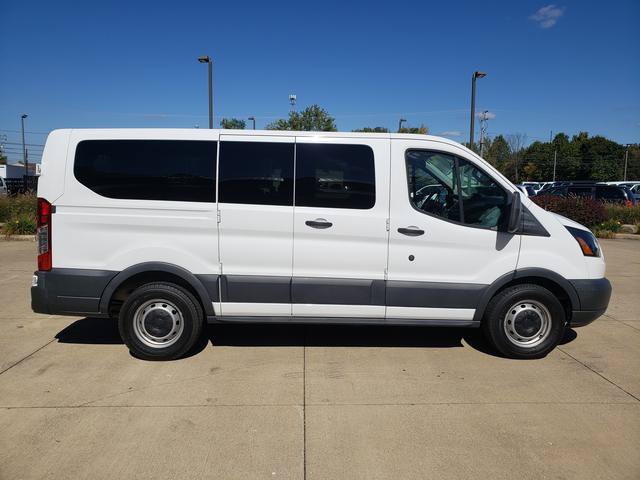 Used 2018 Ford Transit 150 XL RWD image 4