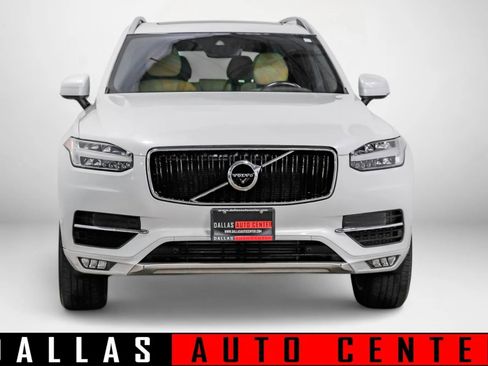 Used 2017 Volvo XC90 T6 Momentum w/ Vision Package image 2