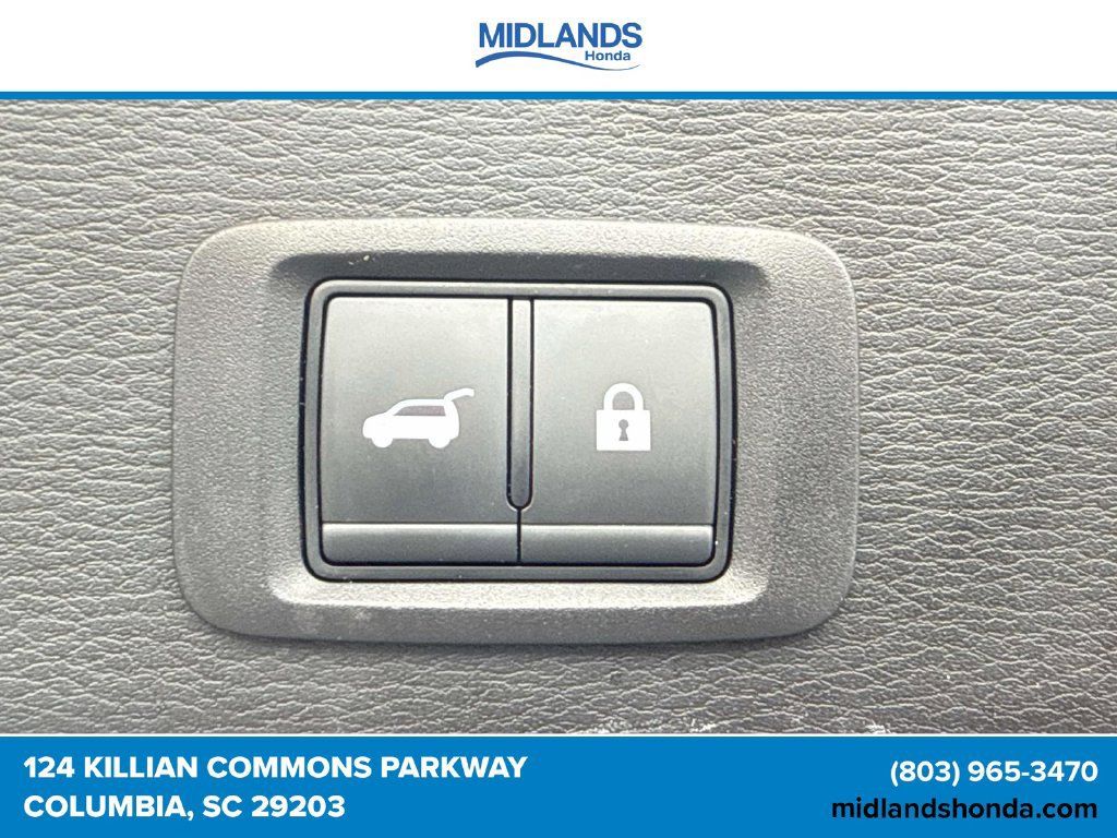 Used 2025 Mitsubishi Outlander SE FWD image 30