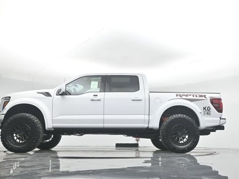 Used 2025 Ford F150 Raptor AWD/4WD image 56