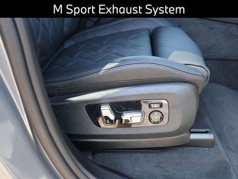 New 2026 BMW X7 xDrive40i w/ Executive Package image 14