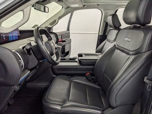 Certified 2025 Ford Expedition Max Platinum AWD/4WD image 21