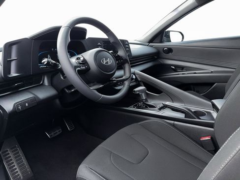 New 2026 Hyundai Elantra Sport FWD image 14