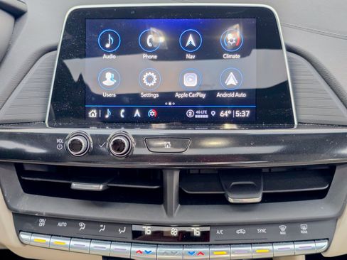 Used 2025 Cadillac CT4 Luxury image 33