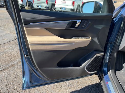 New 2026 Buick Enclave Preferred w/ Power Package image 13