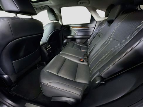 Used 2019 Lexus RX 450h AWD image 27