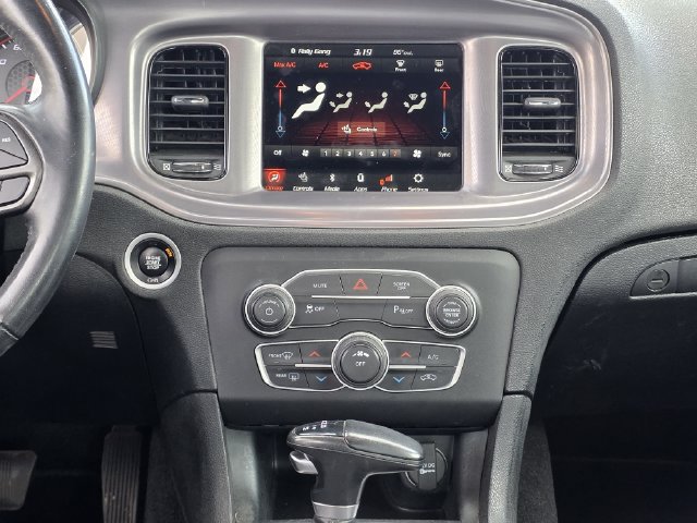 Used 2023 Dodge Charger SXT w/ Blacktop Package RWD image 7