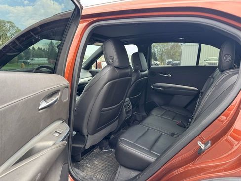 Used 2019 Cadillac XT4 Premium Luxury AWD/4WD image 9