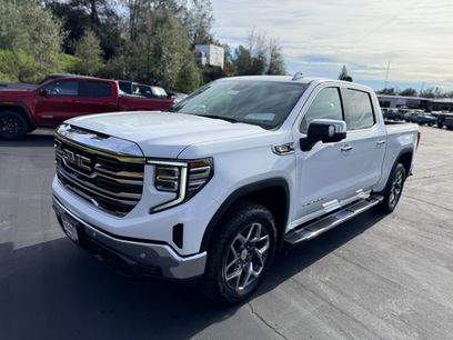 New 2026 GMC Sierra 1500 SLT w/ SLT Premium Package