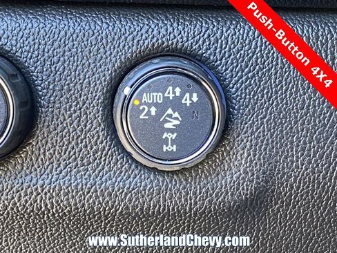 Used 2020 Chevrolet Colorado ZR2 w/ Colorado ZR2 Bison Edition image 40