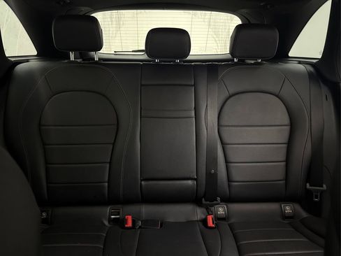 Used 2017 Mercedes-Benz GLC 300 image 32