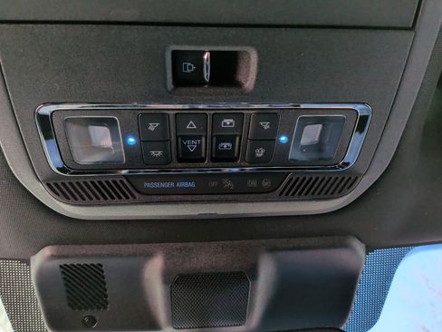 Certified 2022 Ford F150 Raptor w/ Equipment Group 801A High image 33