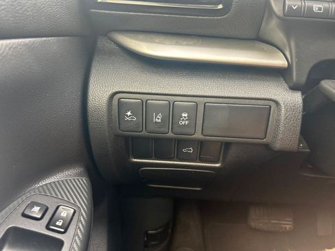 Used 2024 Mitsubishi Eclipse Cross SE AWD/4WD image 17