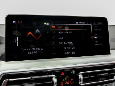 Used 2025 BMW X4 xDrive30i w/ Premium Package image 29