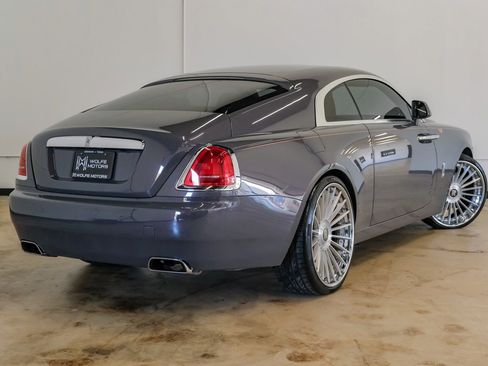 Used 2018 Rolls-Royce Wraith image 5