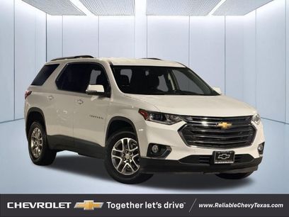 Used 2021 Chevrolet Traverse LT