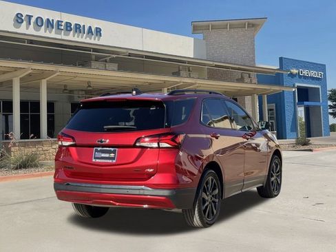 Used 2023 Chevrolet Equinox RS image 5