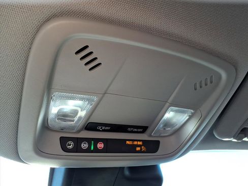 Used 2023 Chevrolet Malibu LT image 30