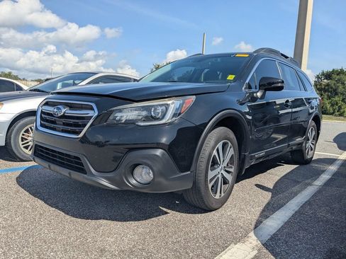 Used 2018 Subaru Outback 2.5i Limited AWD/4WD image 3