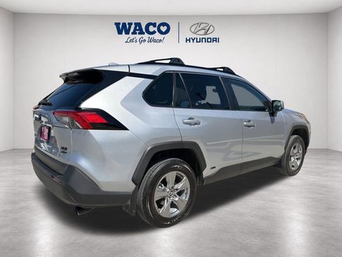 Used 2025 Toyota RAV4 XLE w/ Convenience Package AWD/4WD image 15